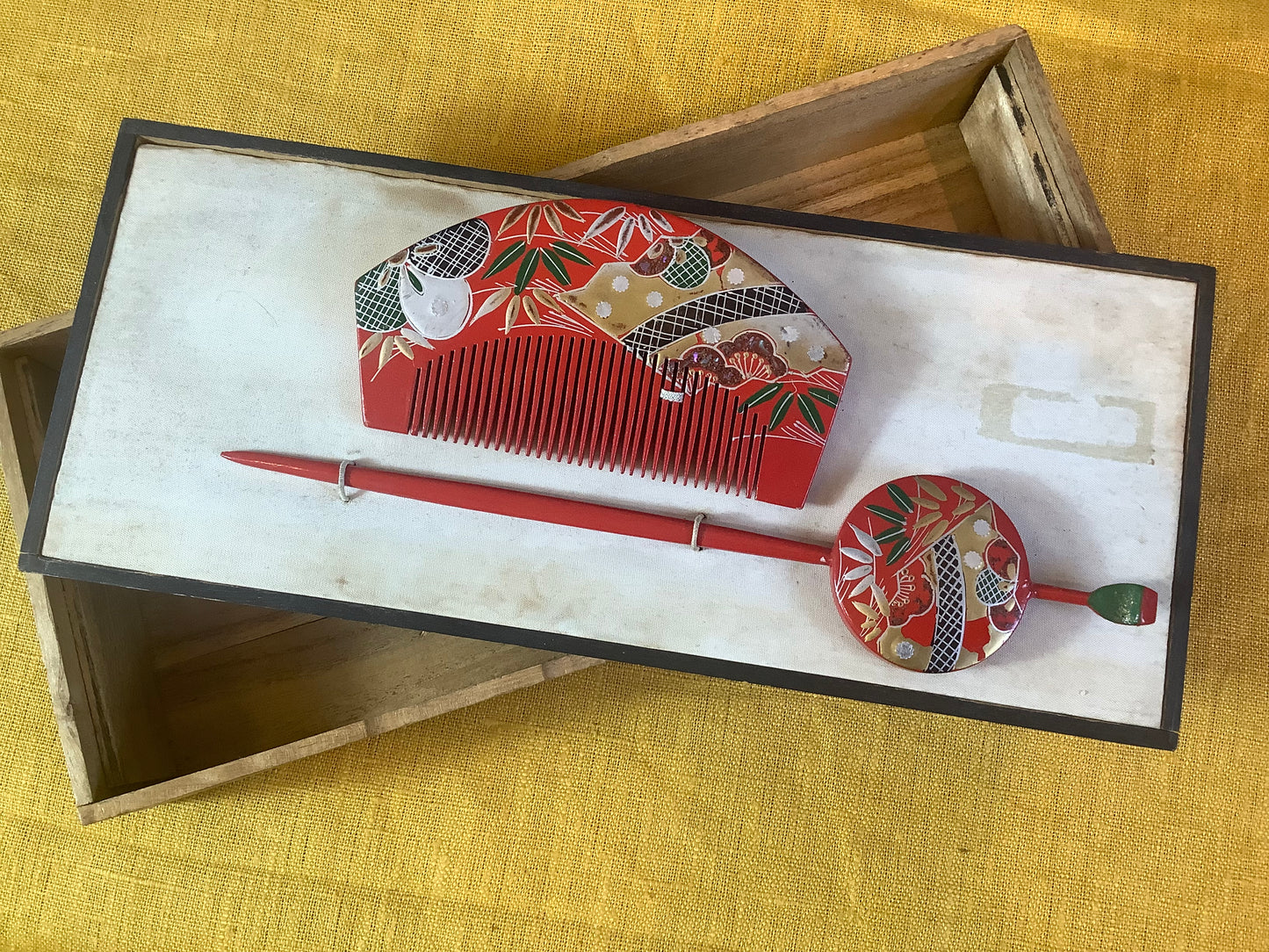 Kanzashi and Kushi Comb