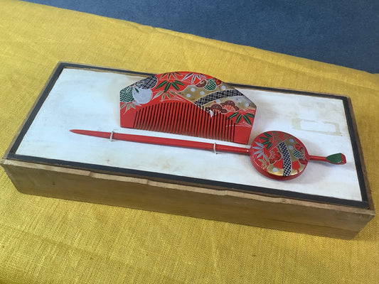 Kanzashi and Kushi Comb