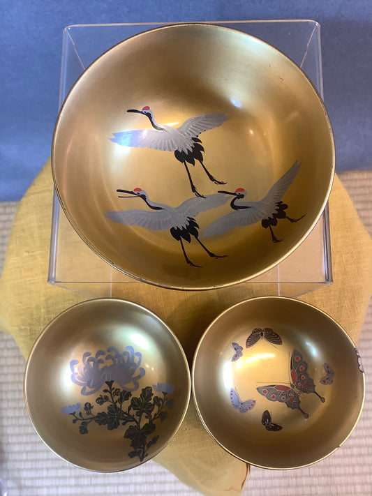 Gold Lacquered Rice Bowls